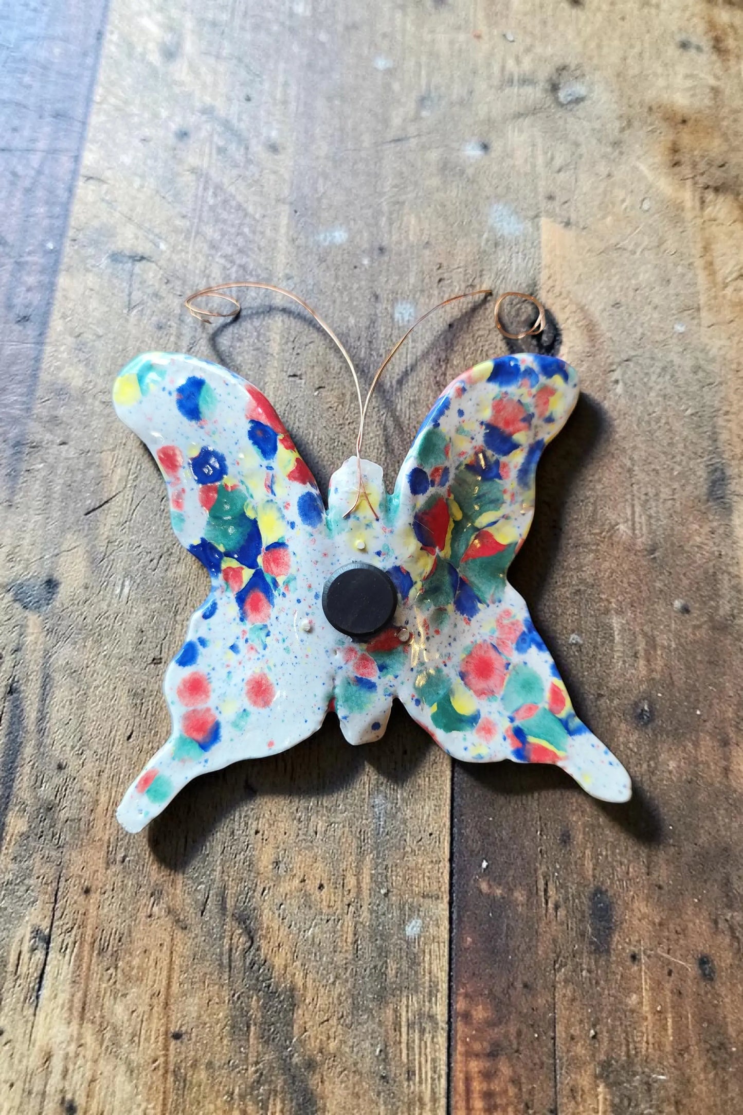 Papillon Arlequin – Magnet en Faïence Artisanale Ardèche